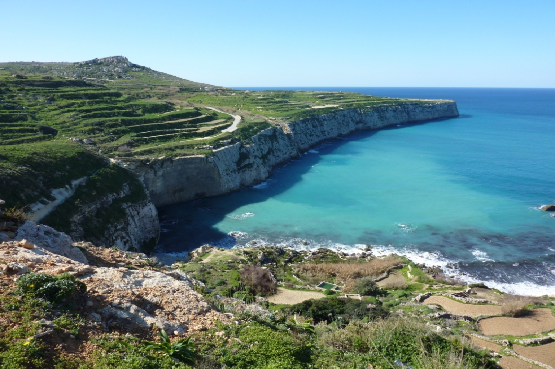 Exploring Fomm ir-Riħ: Malta’s Dramatic Hidden Bay
